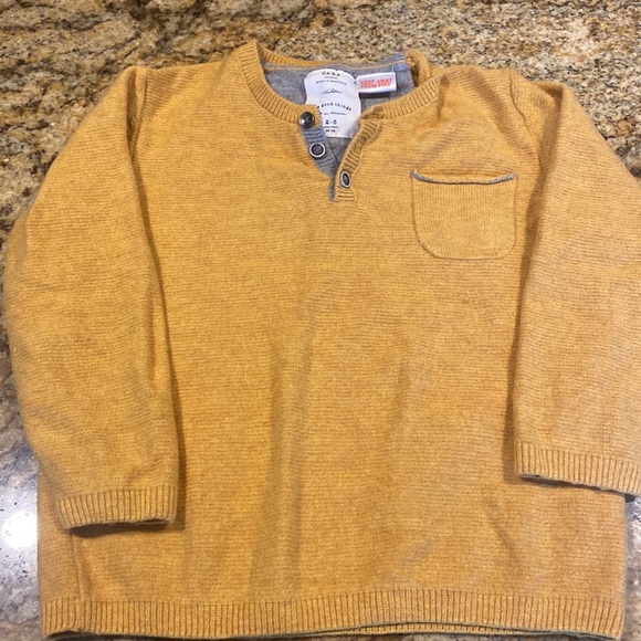 Two Zara sweaters - Picture 4 of 5